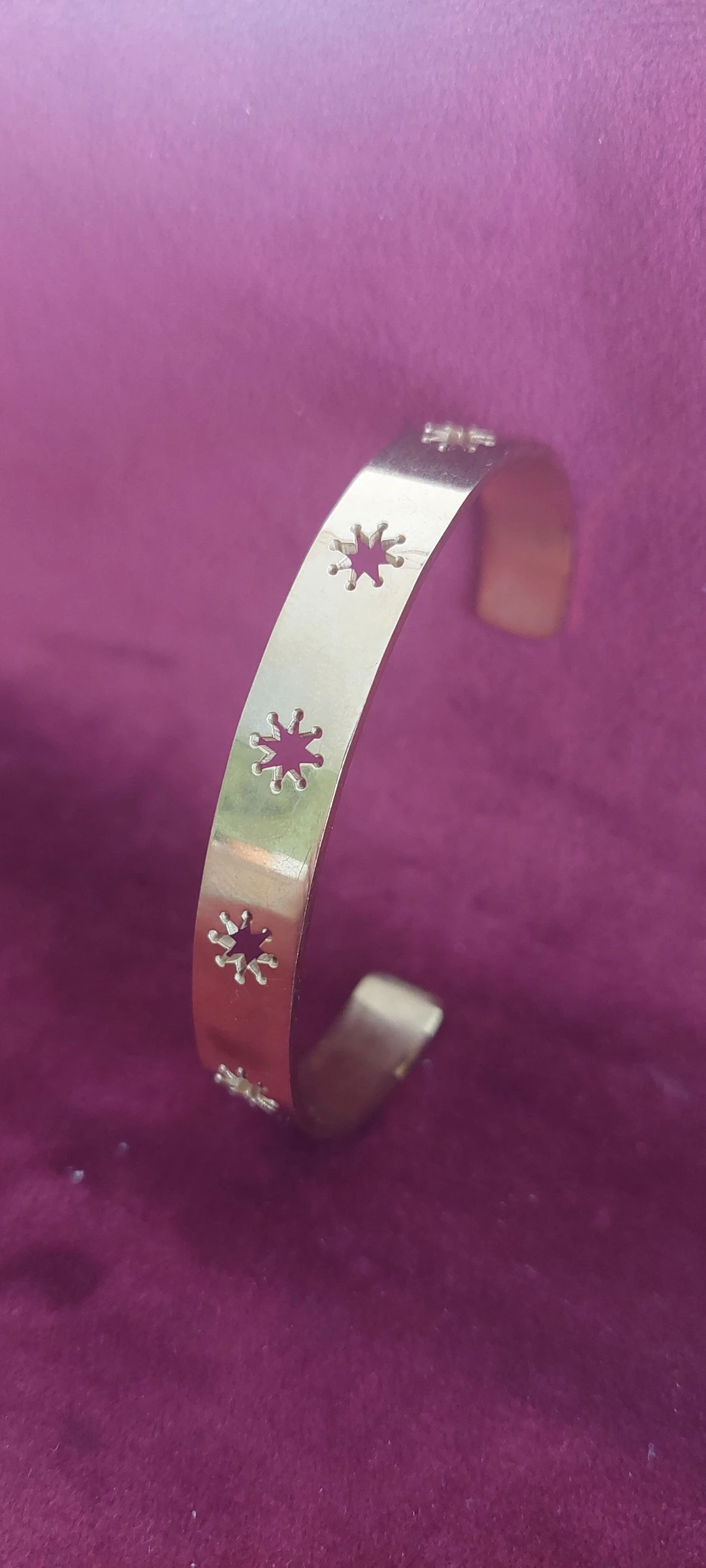 ✨ Gouden armband met ster-/zonpatroon ✨ – photo 3